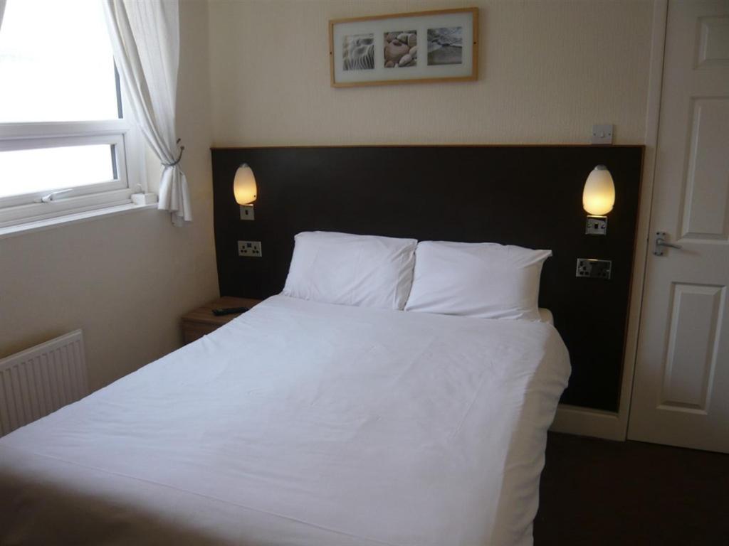 Dutchman Hotel Блекпул Екстериор снимка