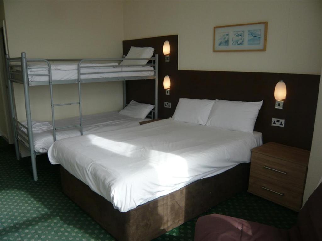 Dutchman Hotel Блекпул Екстериор снимка