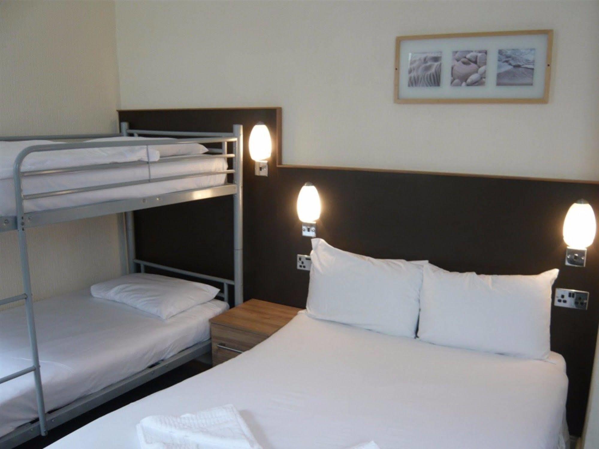 Dutchman Hotel Блекпул Екстериор снимка